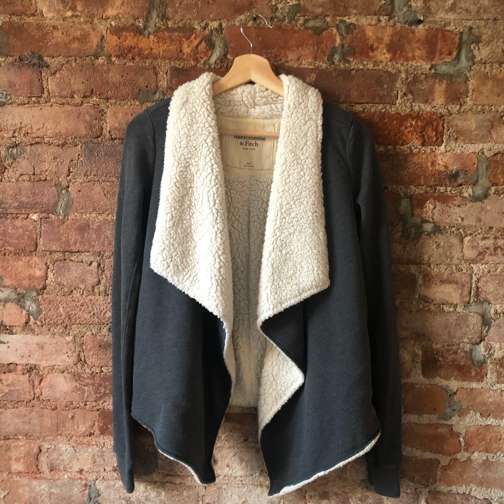 Abercrombie & Fitch Gray Sherpa Lined Cardigan